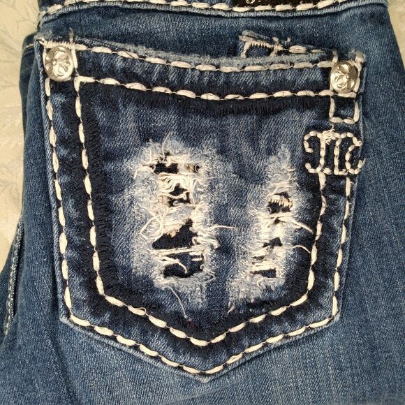Miss Me Jeans Womens 26 Lowrise Bootcut Stretchy Distressed Embellished Y2K - Picture 3 of 12